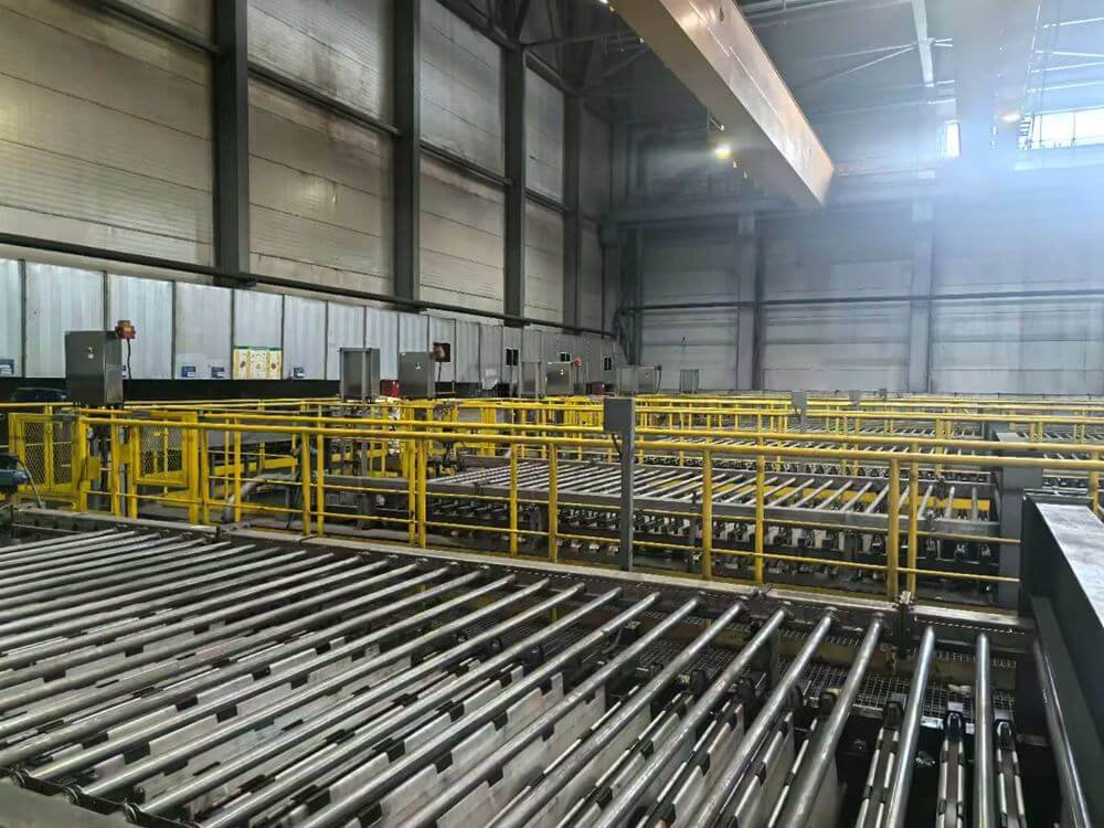 JW-Filter-Press-Group-Photo-with-Customers-6